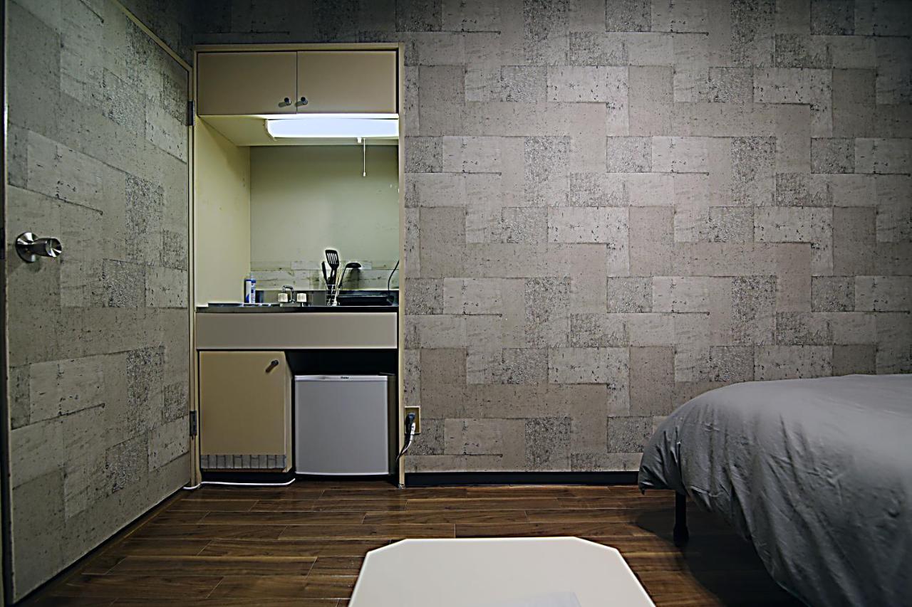 Kb House Shinjuku Double Room Free Poket Wifi! Tokyo Dış mekan fotoğraf